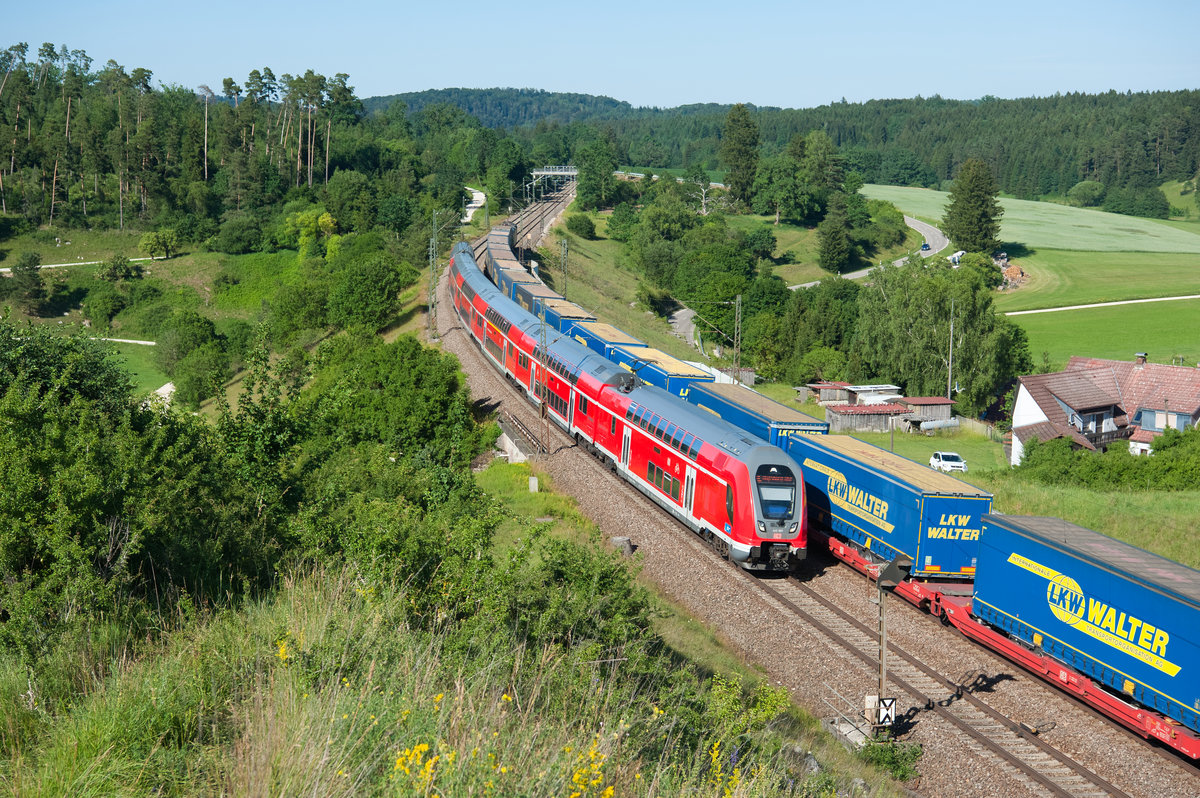 445 067 als RE 59129 (Nürnberg Hbf - Augsburg Hbf) bei Gundelsheim, 28.06.2019