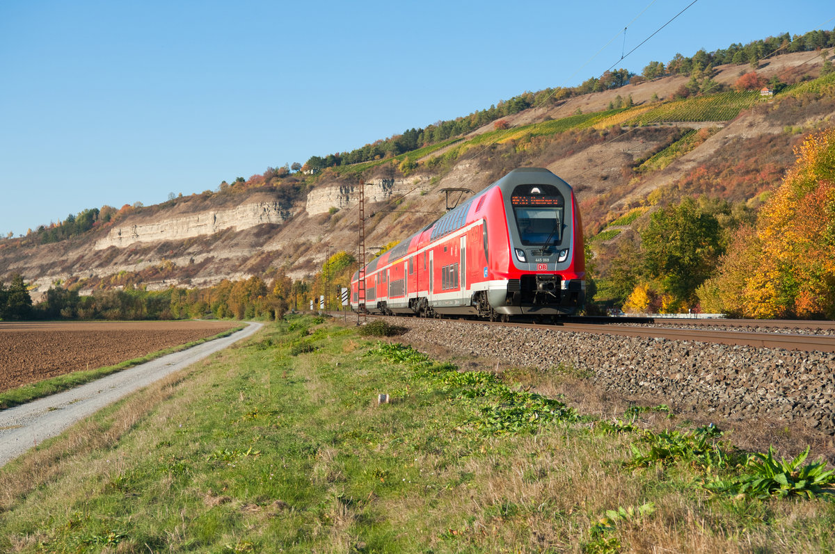 445 069 als RE 4649 von Frankfurt am Main nach Bamberg bei Thüngersheim, 13.10.2018