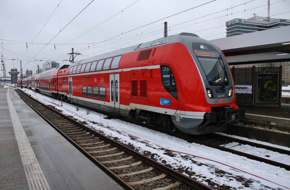 445 079-0 erreicht am 7.1.2019 als RB59139 von Nürnberg Hauptbahnhof nach München Hauptbahnhof das Ziel der Fahrt. 