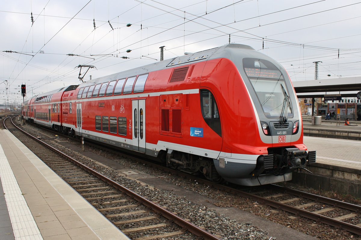 445 091-5 verlässt am 15.11.2018 als RE59116 von Augsburg Hauptbahnhof den Nürnberger Hauptbahnhof in Richtung Abstellung. 