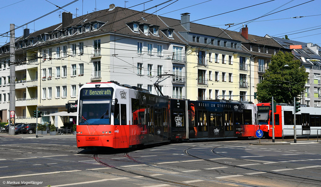 4530 in Köln auf der Kreuzung Aachener Str./Gürtel am 19.07.2022