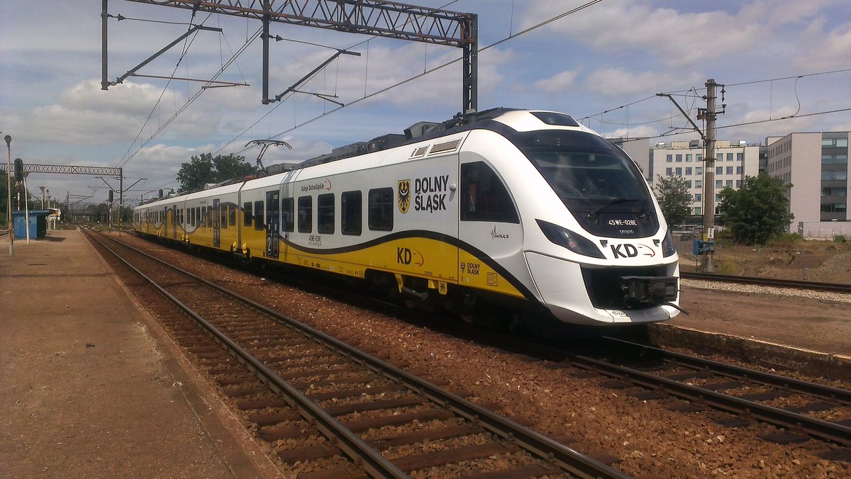 45WE-028 in Bahnhof Wroclaw Muchobor, 7.07.2019