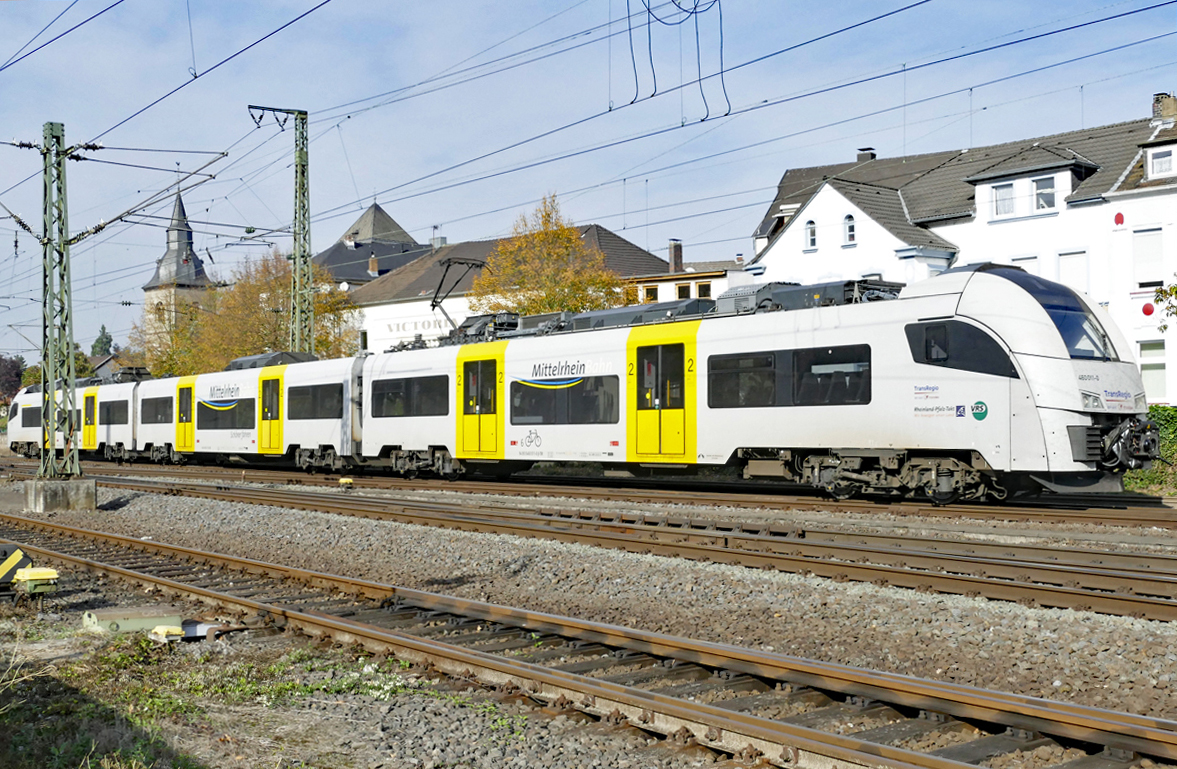 460 011-9 RB bei der Einfahrt in den Bf Remagen - 20.10.2018