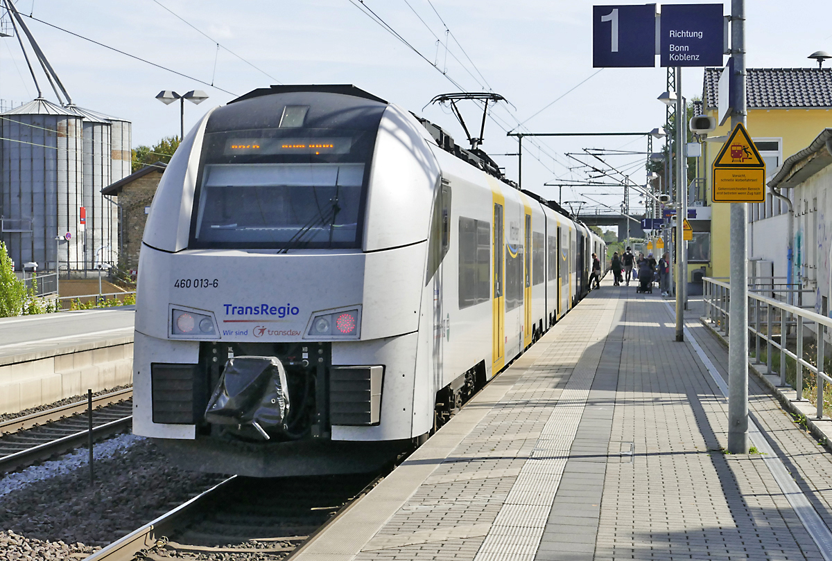 460 013-6 RB26 nach Mainz beim Halt im Bf Sechtem - 20.09.2018