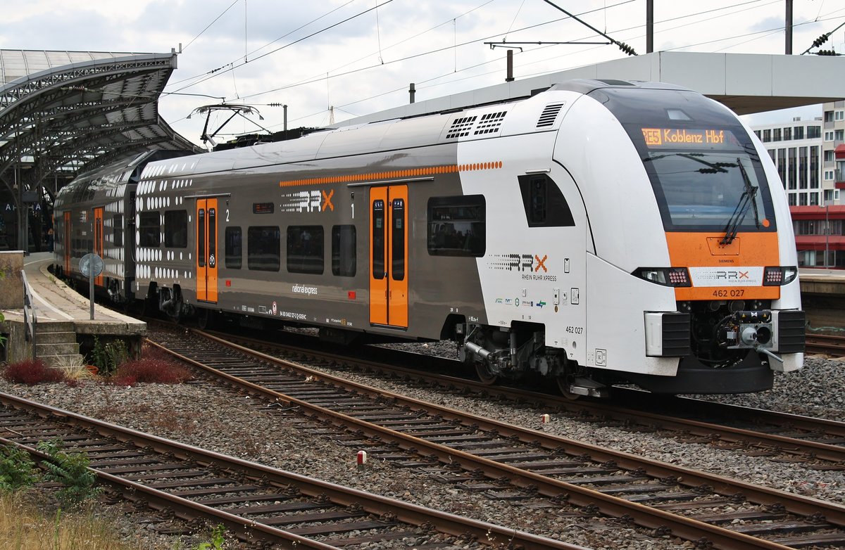 462 127-2 erreicht am 12.07.2019 als RE5 (RE28525)  Rhein-Express  von Wesel nach Koblenz Hauptbahnhof den Kölner Hauptbahnhof.