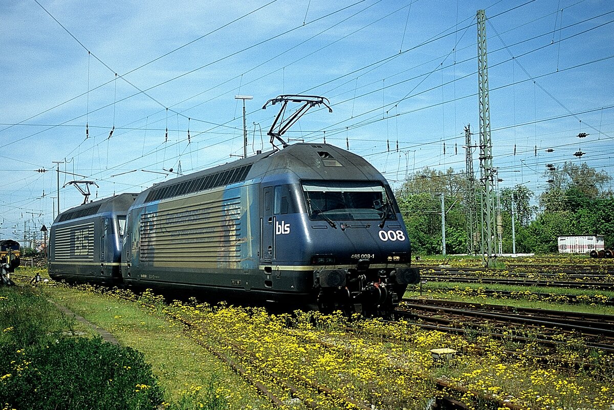 465 008 + 465 009  Basel bad. Bhf  30.04.05
