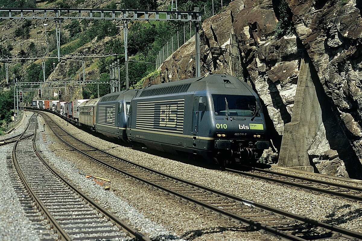 465 010 + 465 ...  Lalden  24.06.05