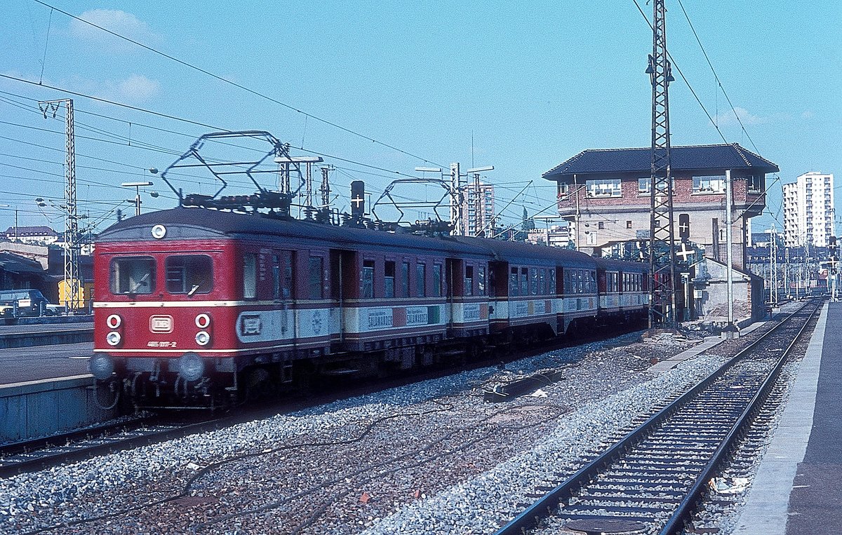 465 017 + 009  Stuttgart Hbf  24.09.77 