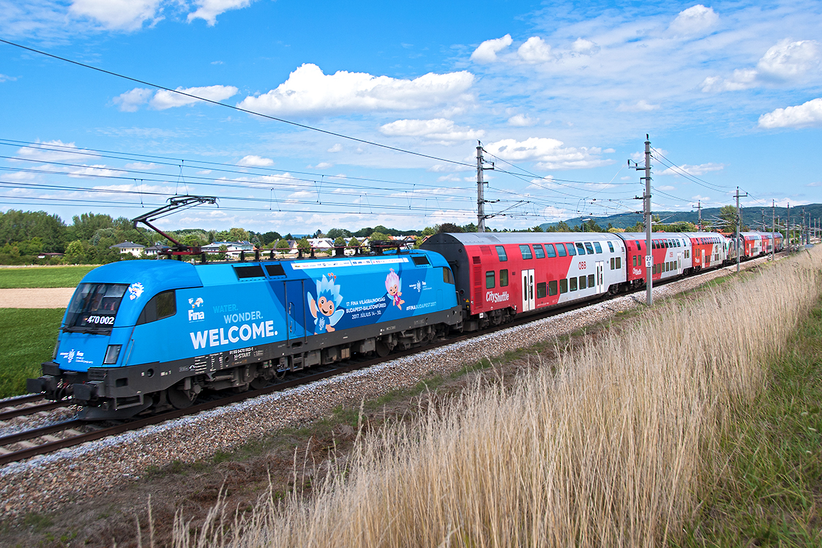 470 002  FINA Budapest 2017 , am Nachmittag des 28.07.2017 mit dem REX 2114, hier kurz nach Muckendorf-Wipfing.