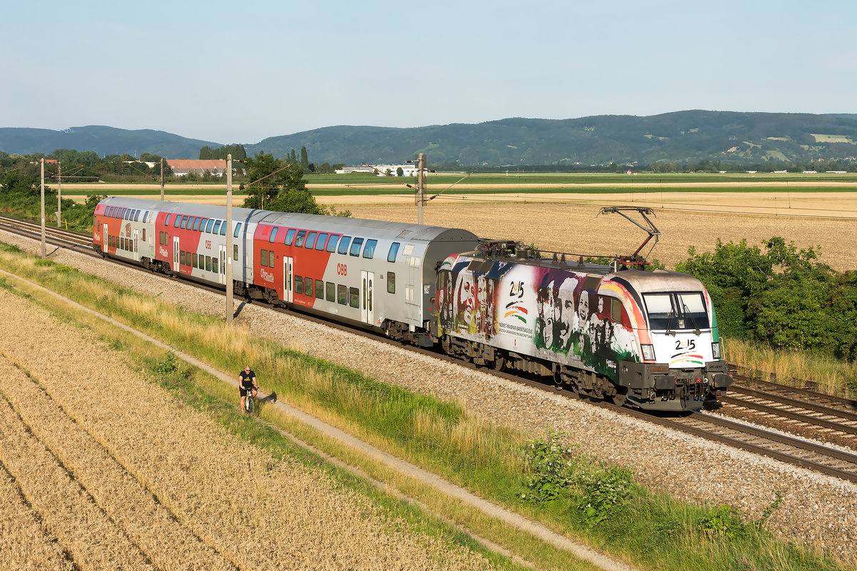 470 003  2015 Deutsch-Ungarisches Freundschaftsjahr , brachte am 14.07.2020 den REX 2127 nach Wien Franz-Josefs Bahnhof. Das Foto entstand kurz nach dem Bahnhof in Tulln.