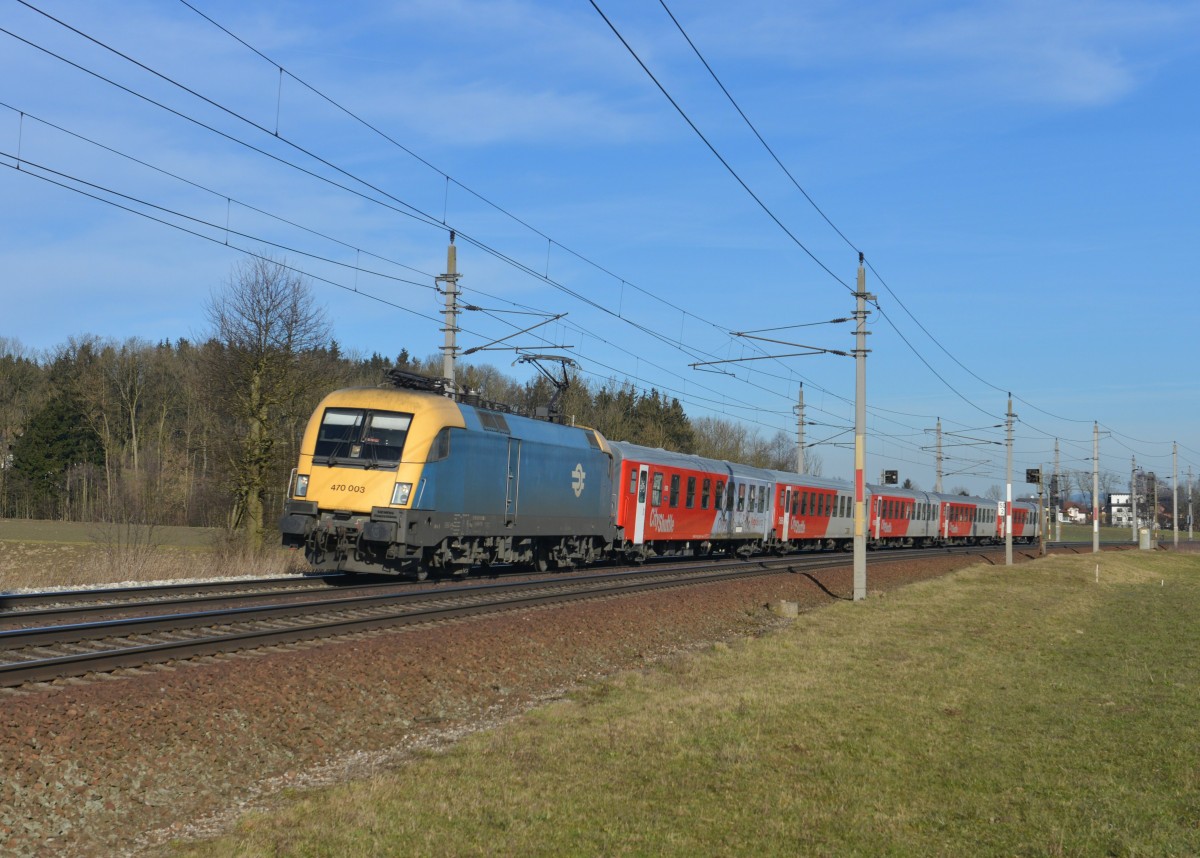 470 003 mit einem R nach Neumarkt-Kallham am 08.02.2014 bei Andorf.