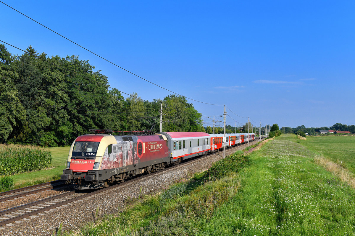 470 004 mit R 5927 am 30.07.2018 bei Andorf. 