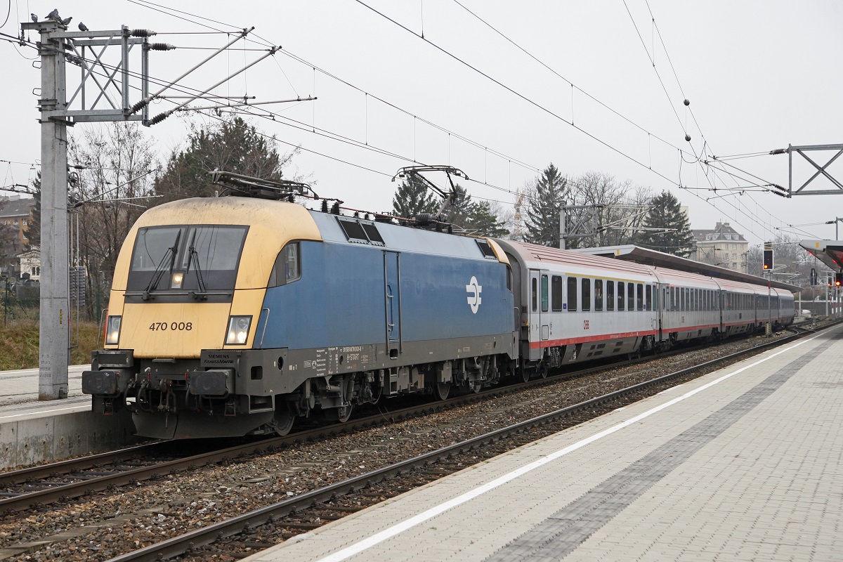 470 008 in Wien Meidling am 9.12.2015.