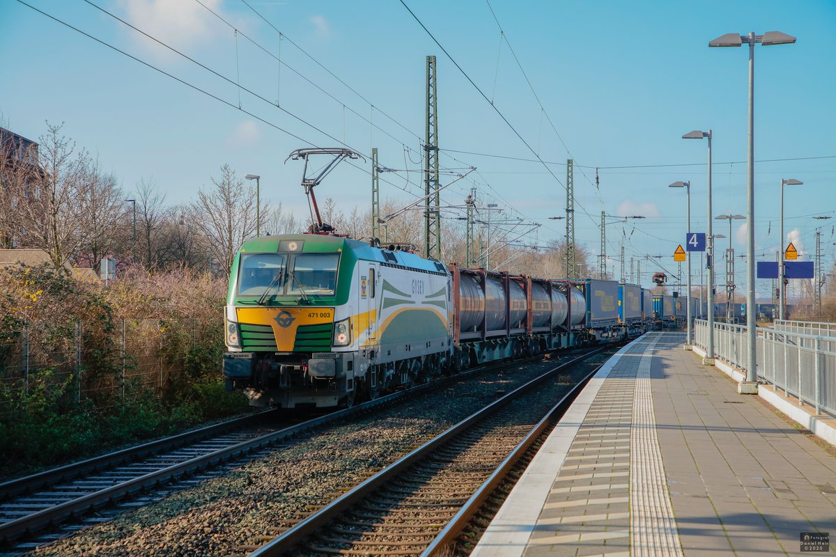 471 003 GYSEV mit KLV in Duisburg Rheinhausen, M�rz 2020.