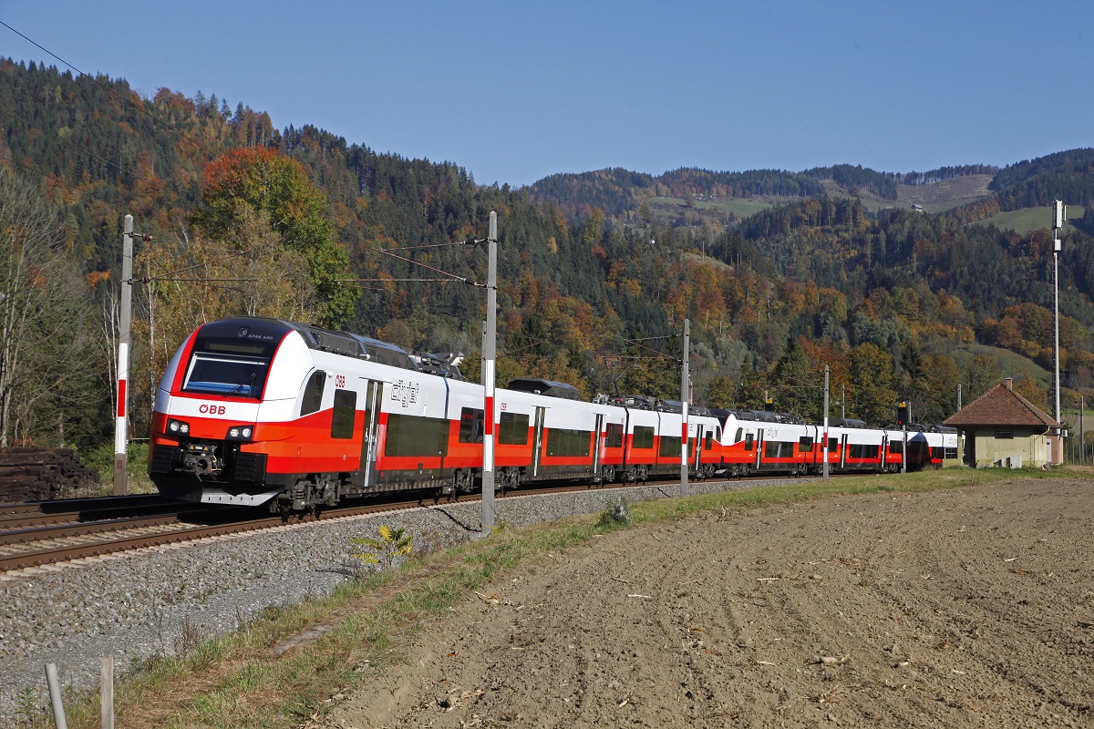 4744 540 + 4744 023 bei Frohnleiten am 17.10.2017.