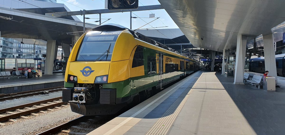 4744-804-7 aufgenommen am 10.08.2020 in Wien Hbf. bei der Ankunft