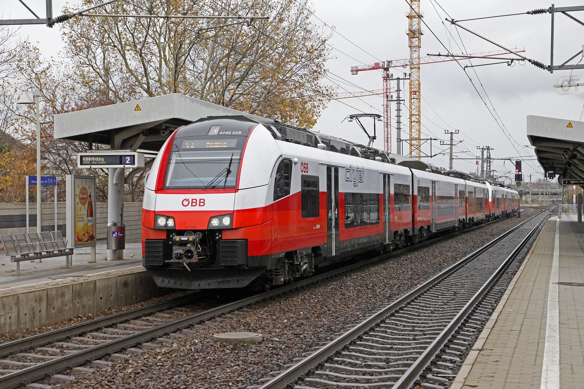 4746 028 in Wien Hetzendorf am 12.11.2017.