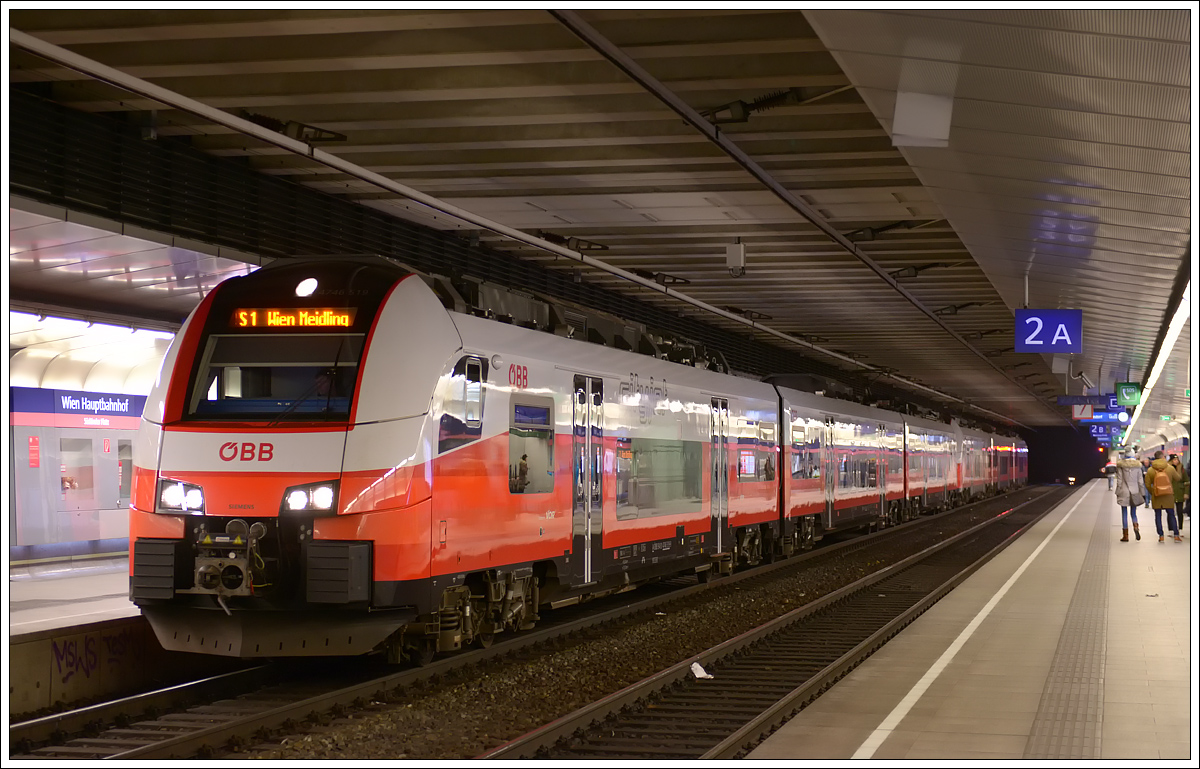 4746 519, am 10.12.2017 als S1 nach Meidling unterwegs, aufgenommen am Wiener Hauptbahnhof.