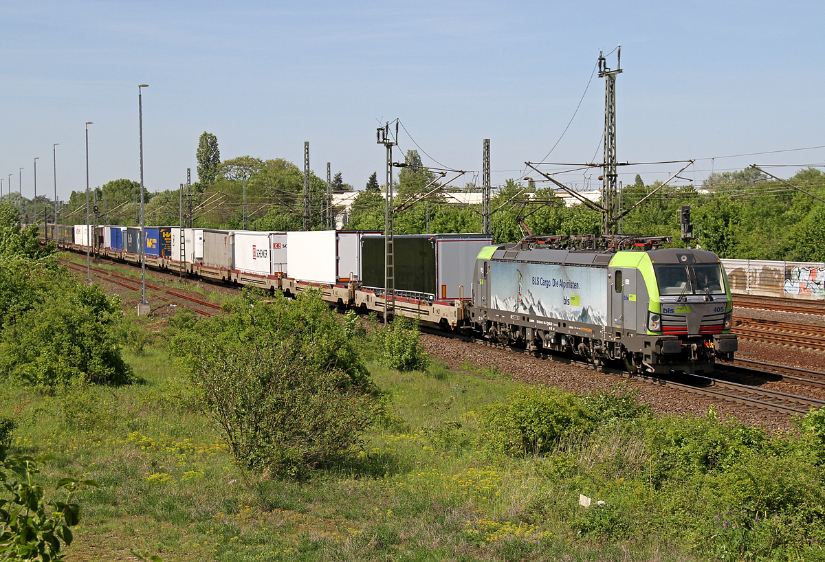 475 405  BLS  bei Porz(Rhein) am 17.05.2017