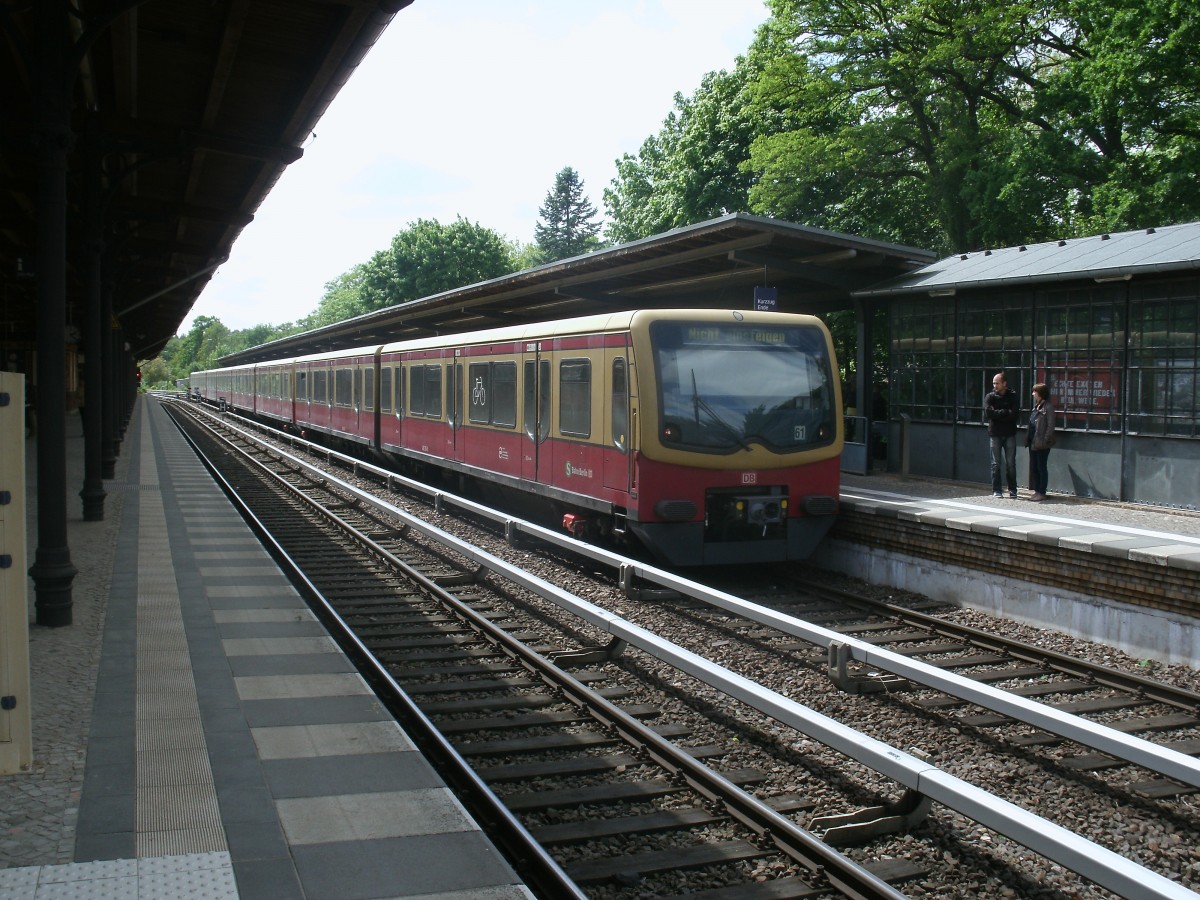 481 316,am 12.Mai 2012,in der Berliner Station Grunewald.