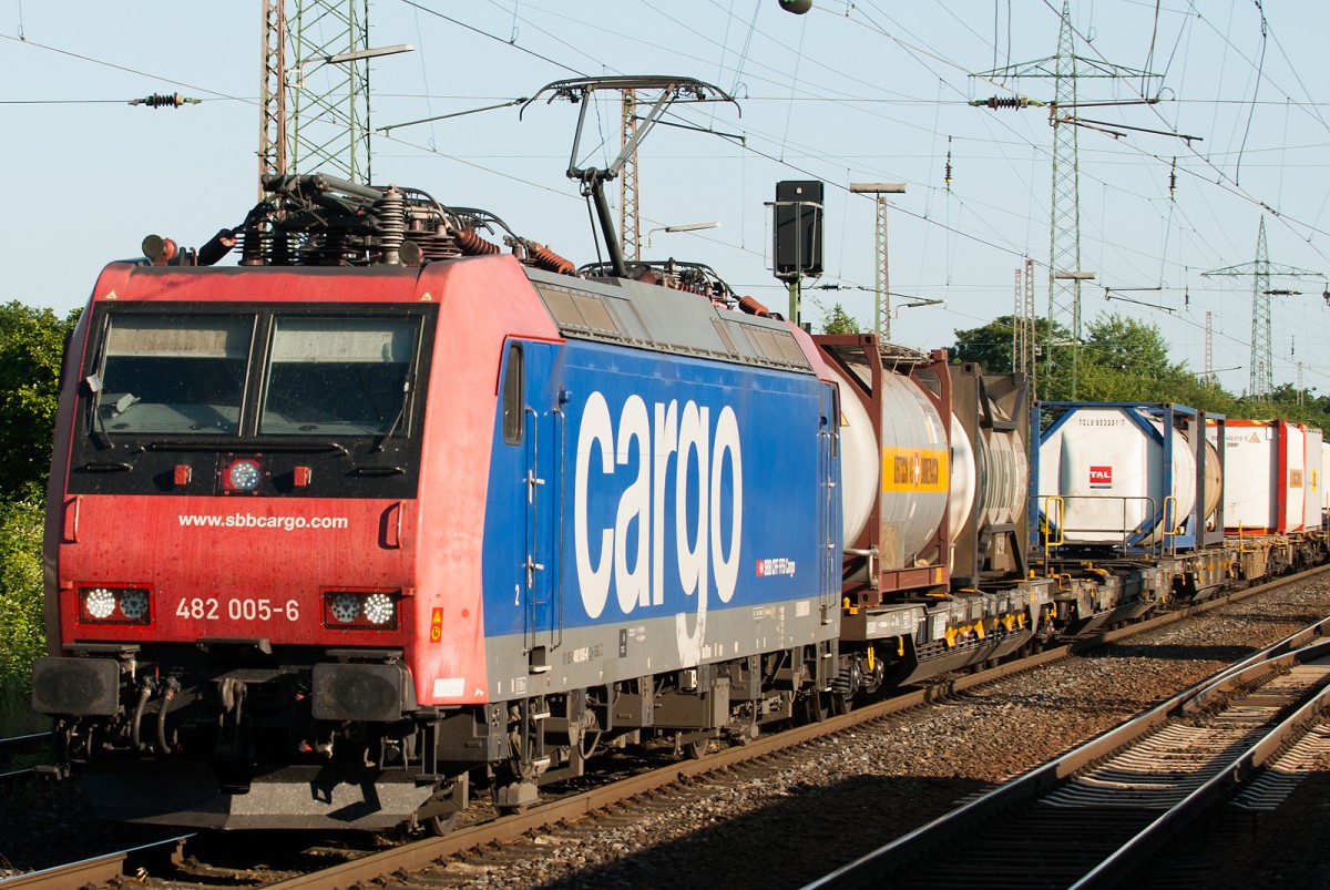 482 005-6 in Ratingen-Lintorf am 06.07.2015