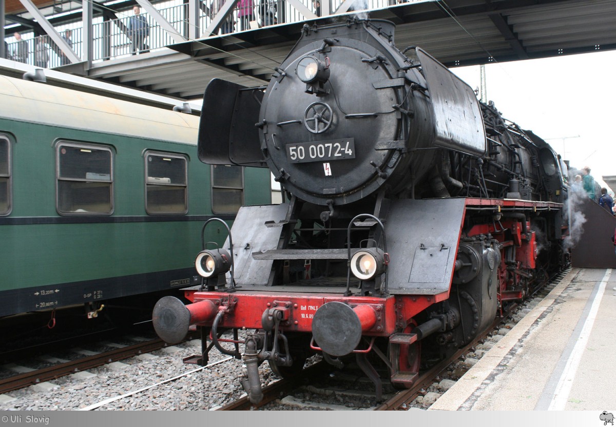 50 0072-4 des Bayerischen Eisenbahnmuseums steht bei der Lokparade anlässlich der Märklintage 2015 in Göppingen auf Gleis eins im Bahnhof. Aufgenommen am 19. September 2015.