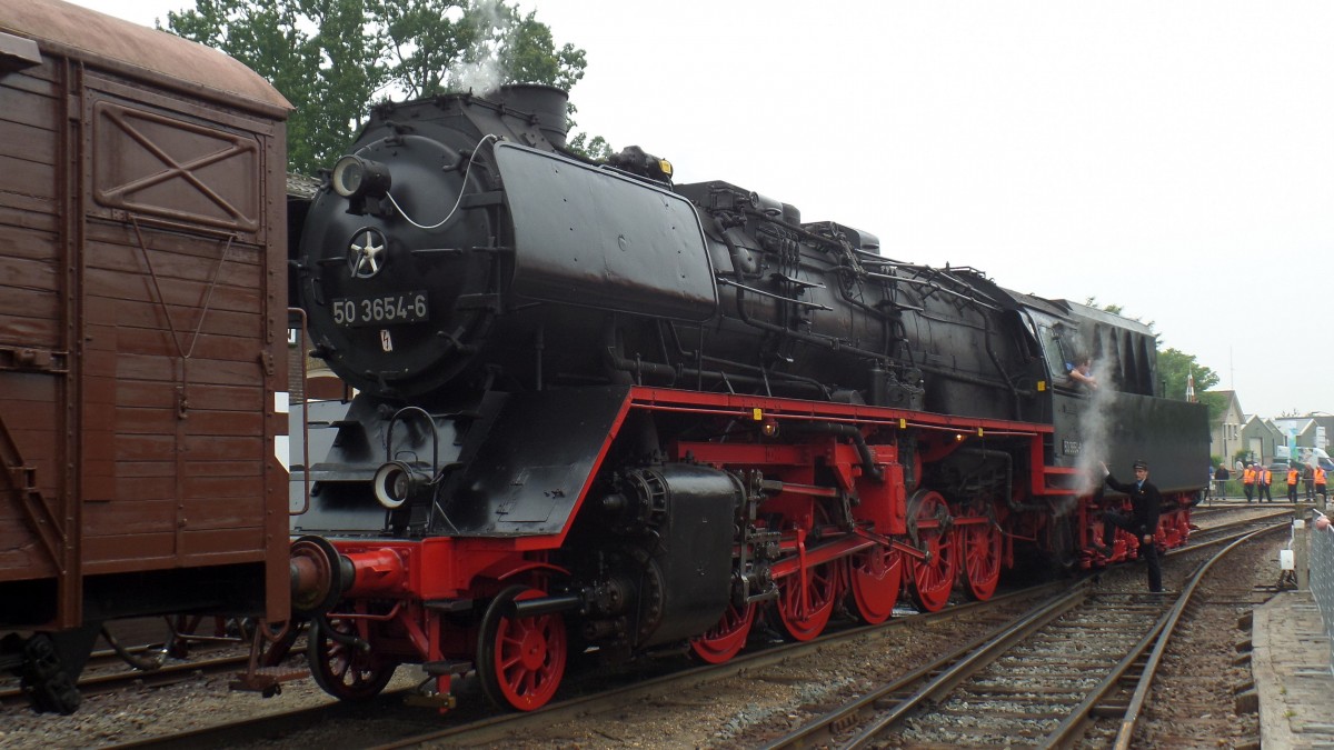 50 3654-6,  1942 bei Berliner Maschinenbau gebaut / in Beekbergen am 6.9.2014 beim großen Eisenbahn-Spektakel  „Terug naar Toen - Zurück nach Damals“ der Museumseisenbahn VSM in Beekbergen / NL,

