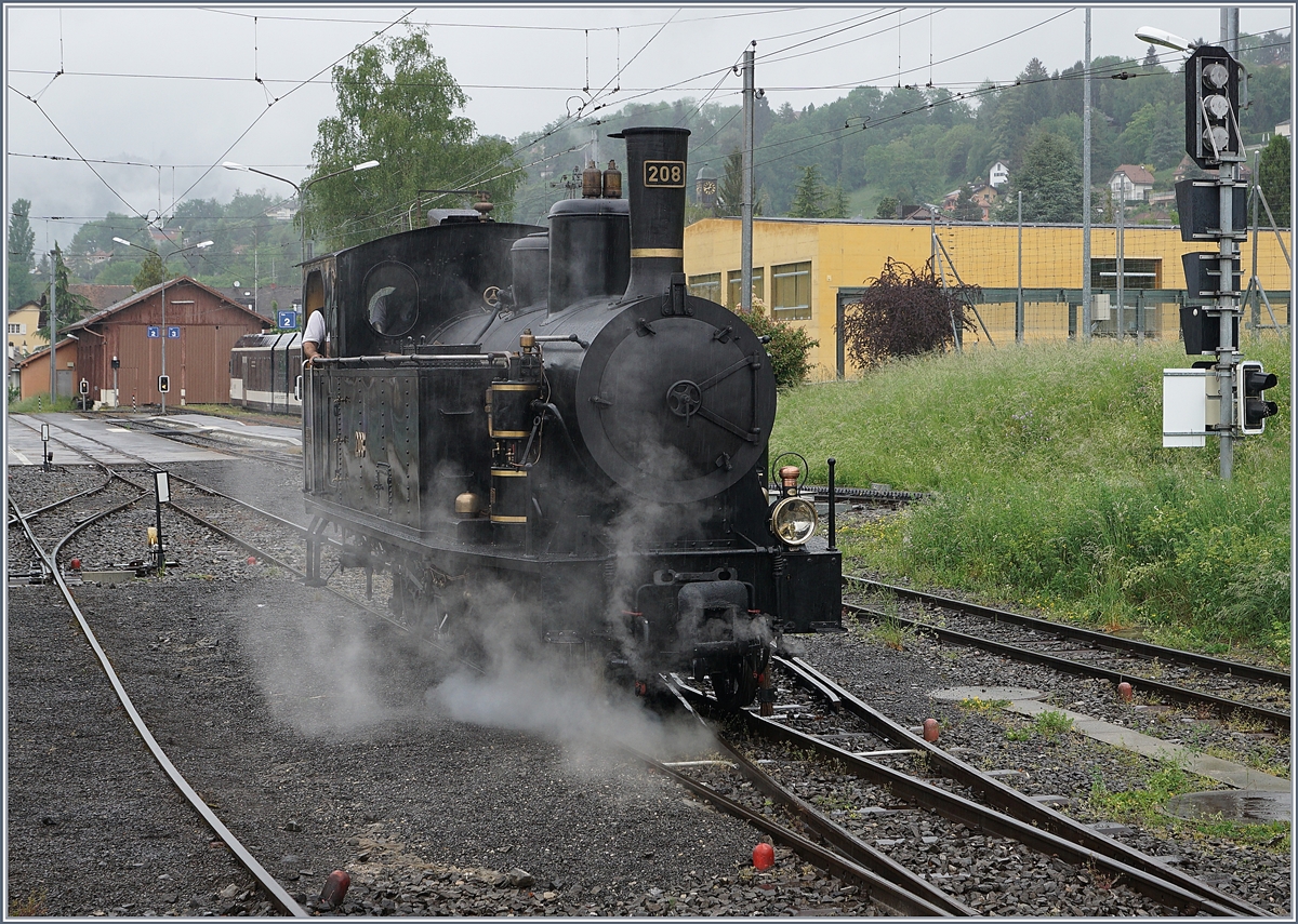 50 Jahre Blonay - Chamby; Mega Steam Festival: In Blonay manöveriert die 1913 gebaute SBB G 3/4 208. Die schöne Lok wird von der  Ballenberg Dampfbahn  gepflegt und unterhalten. 10. Mai 2018