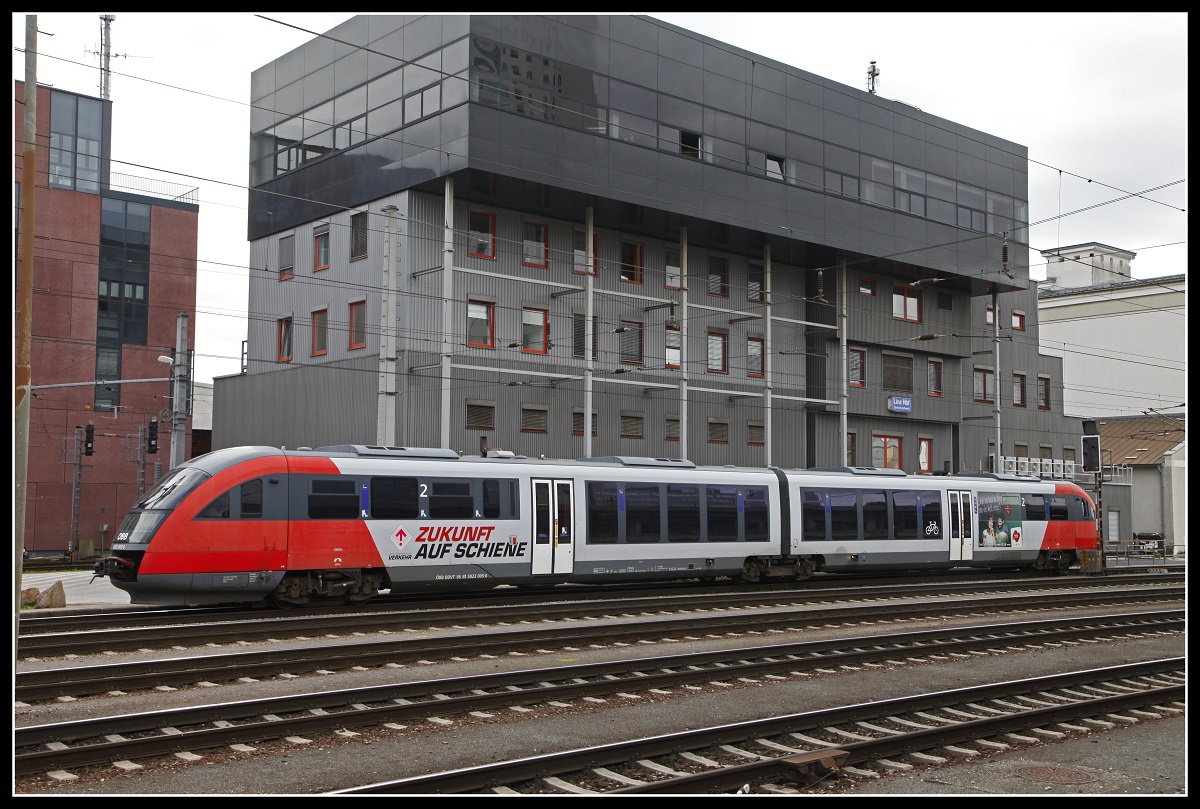 5022 005 in Linz Hbf. am 3.10.2018.