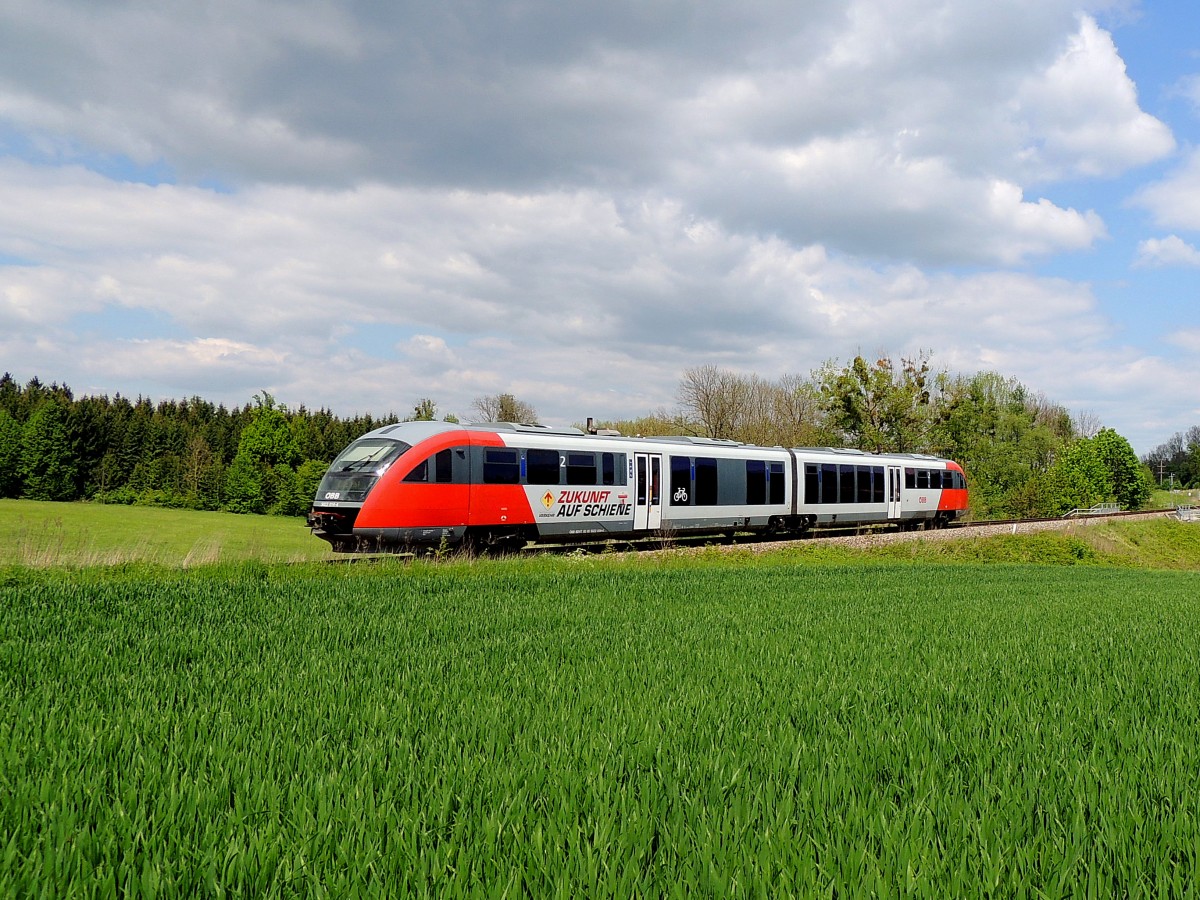 5022 014-4 als R5973 in der Frühlingshaften Landschaft entlang der Innkreisbahn; 140504