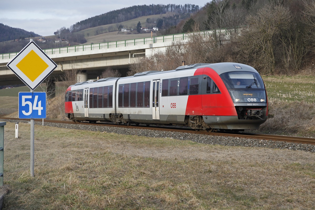 5022 057 bei Edlitz-Grimmenstein am 26.02.2015.