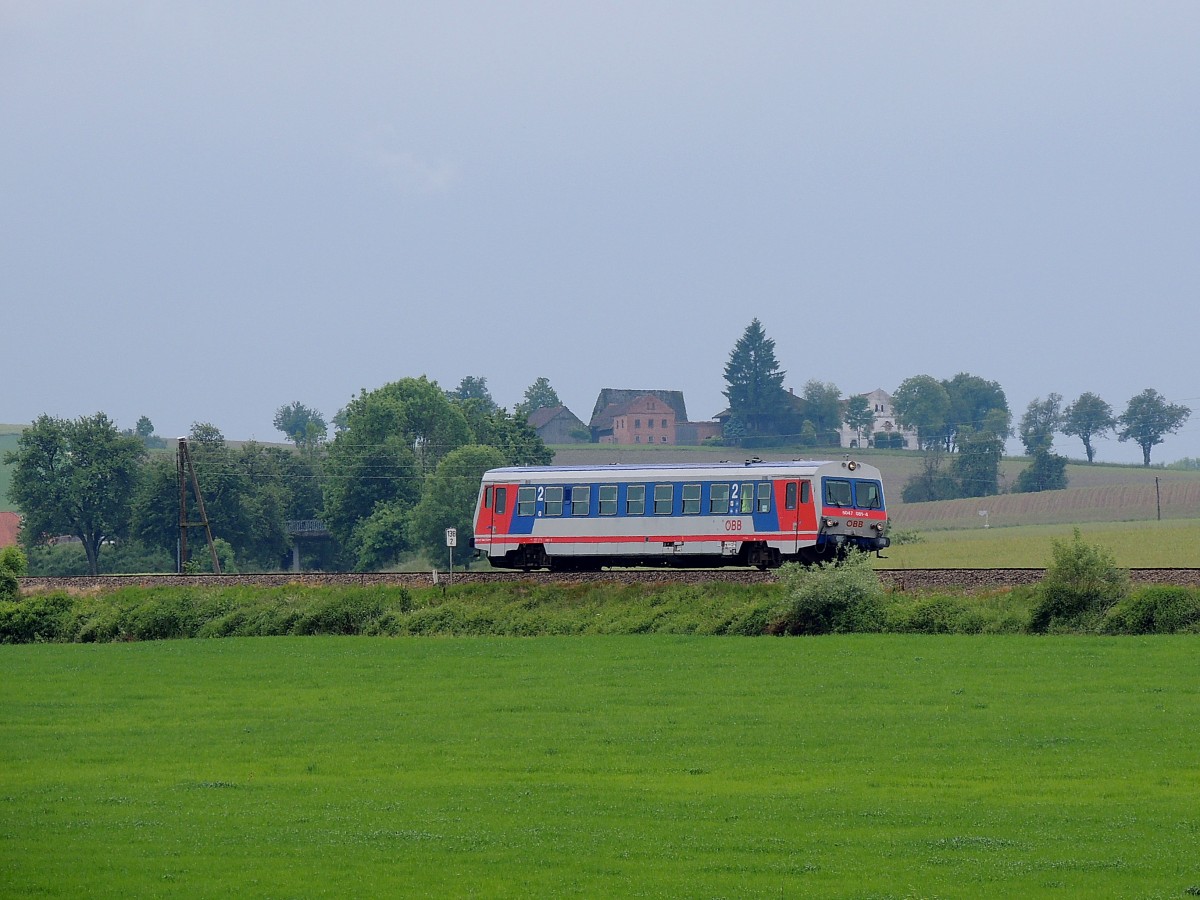 5047 081-4 als R3475 zwischen der Haltestelle Oberbrunn und Ried; 140530