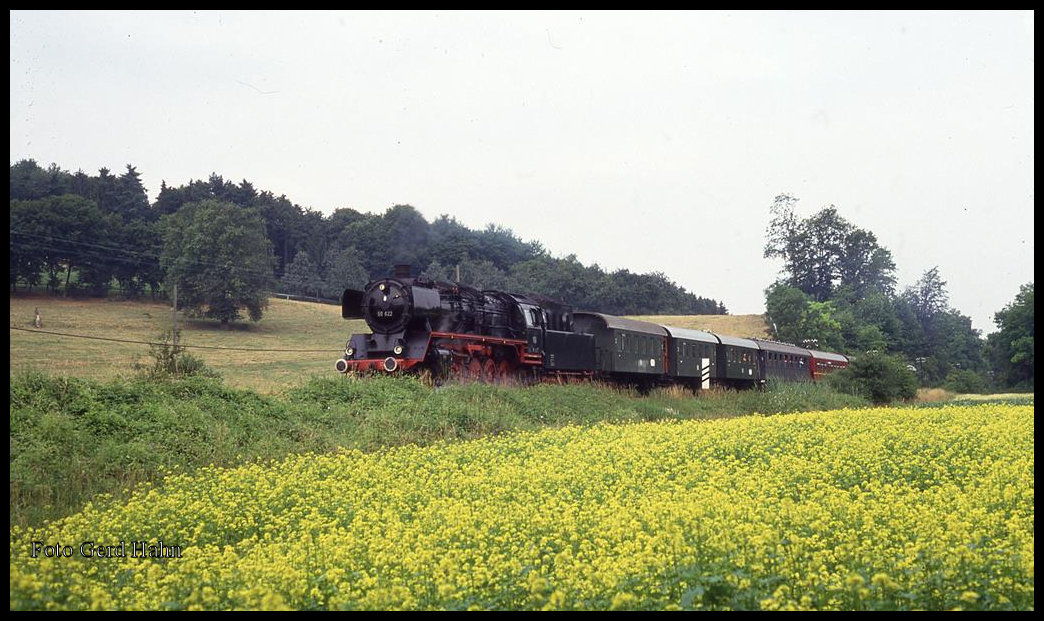 50622 erreicht am 26.6.1993 mit einem Sonderzug Sinsheim.