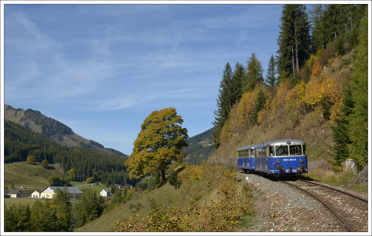 5081.563 und 562 bei der Talfahrt der Erbergbahnsüdrampe am 13.10.2019.