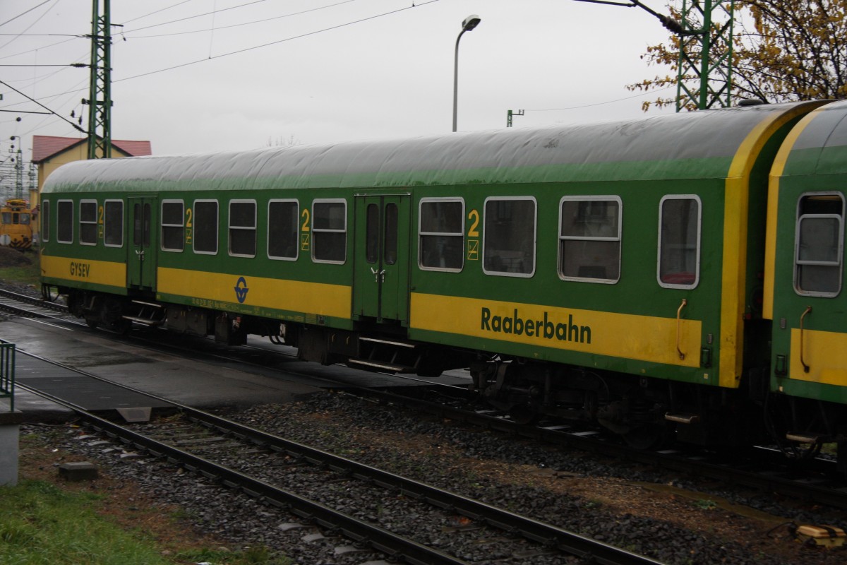 51 43 21-30 012-1Byz Ausfahrt Sopron 07.11.2010