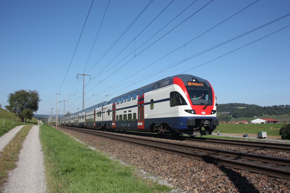 511 008 bei Eglisau am 27.09.2014; Grüße an den netten Tf.