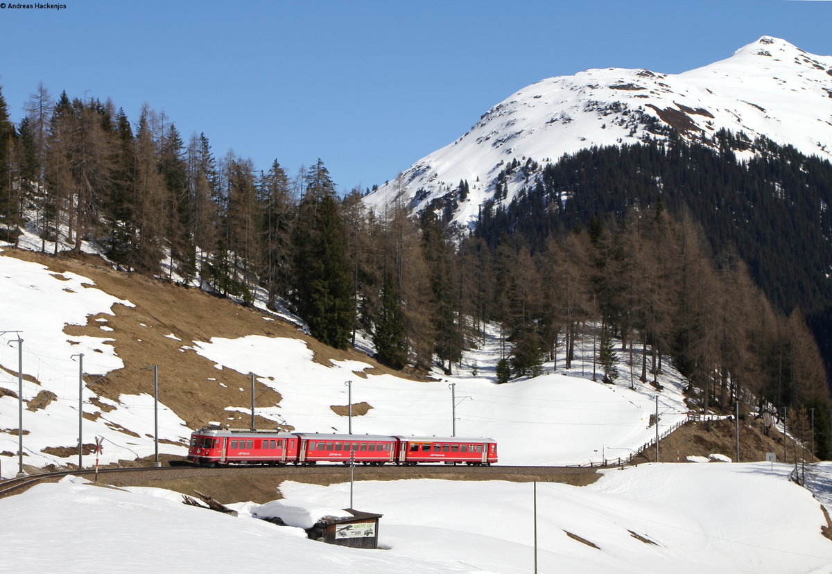 511 als R 1043 (Klosters Platz-Davos Platz) bei Davos Wolfgang 31.3.19