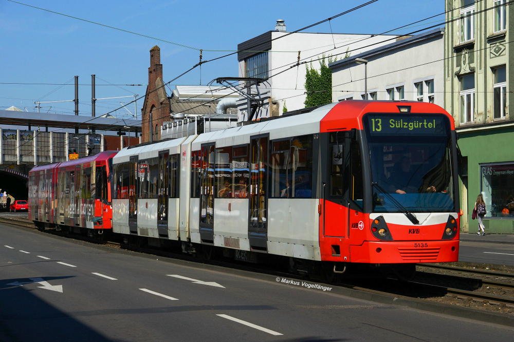 5135 auf dem Ehrenfeldgürtel am 03.07.2014.