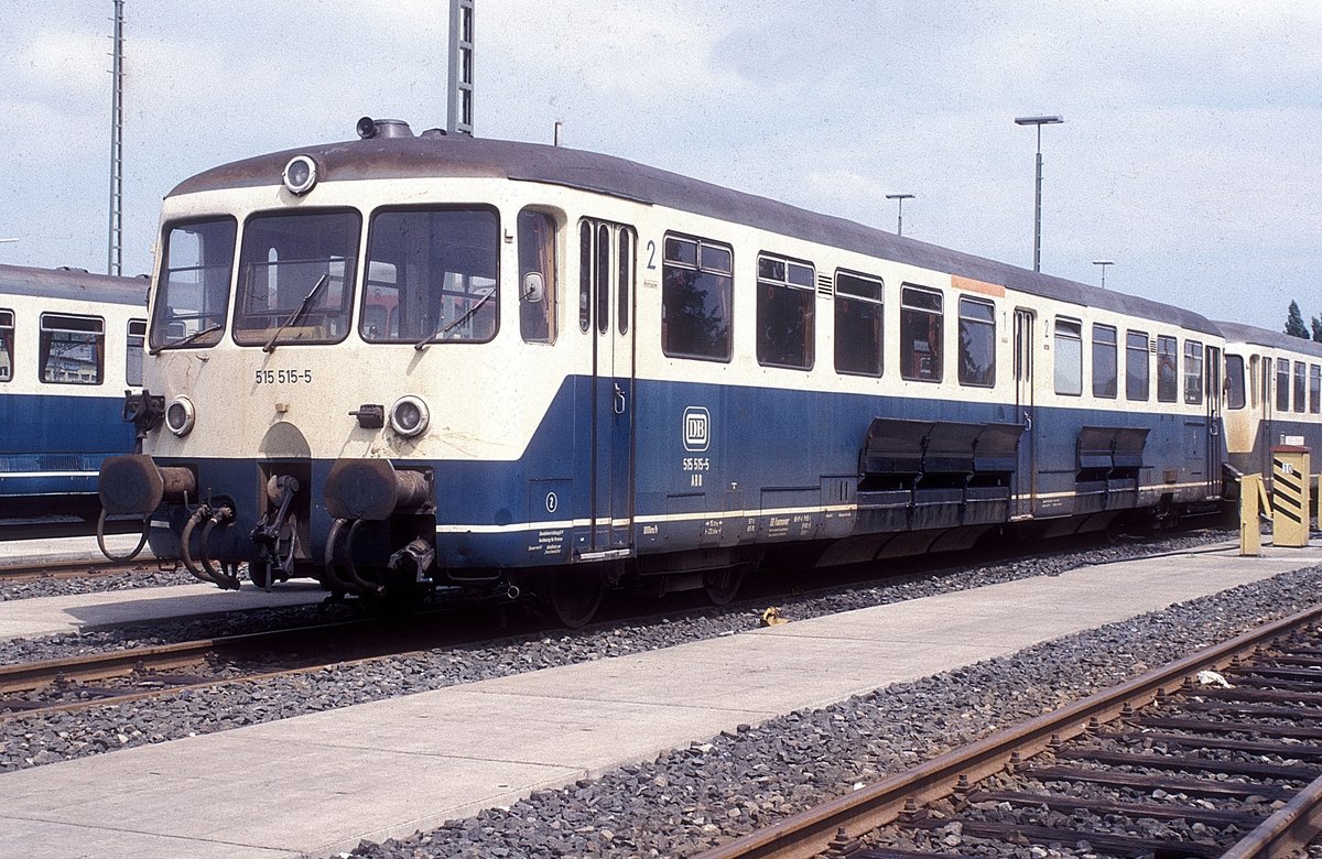 Class 515 Baureihe 515 · Baureihe 815 | ETA · ESA 150 Fotos (7) - Bahnbilder.de