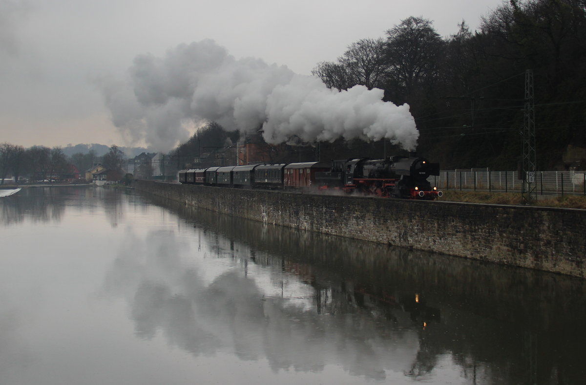 52 6106 mit ihrem Sonderzug auf dem Weg vom Eisenbahnmuseum Dahlhausen in Richtung Hagen am 1.4.18