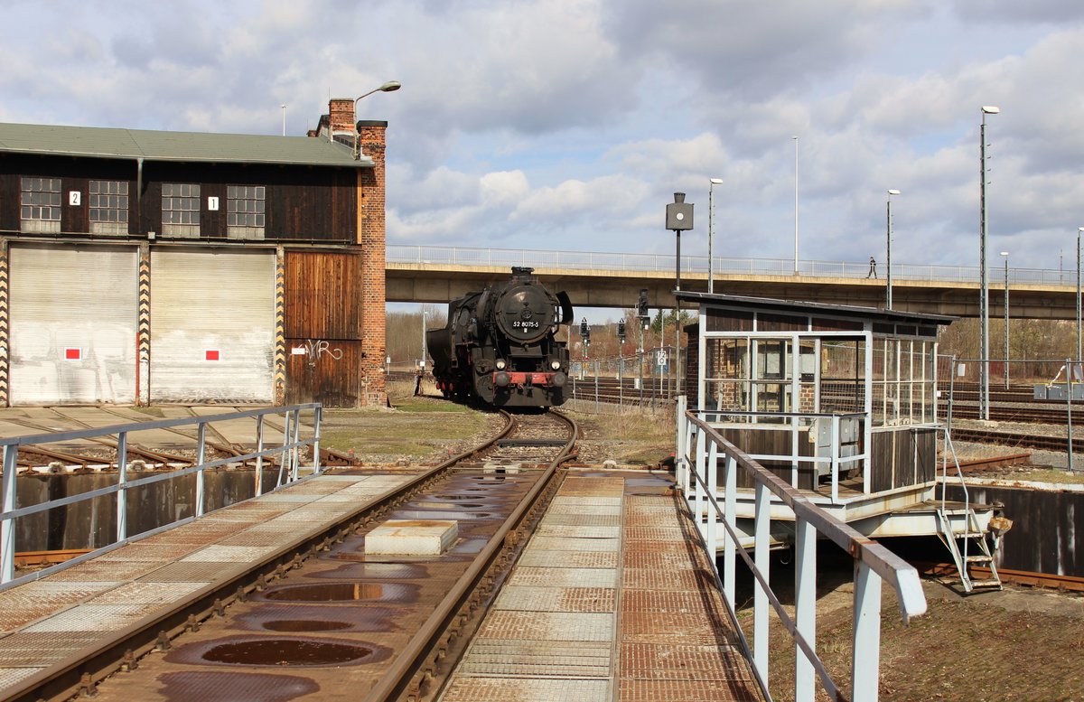 52 8075-5 (LDK) zu sehen am 09.03.19 in Gera.