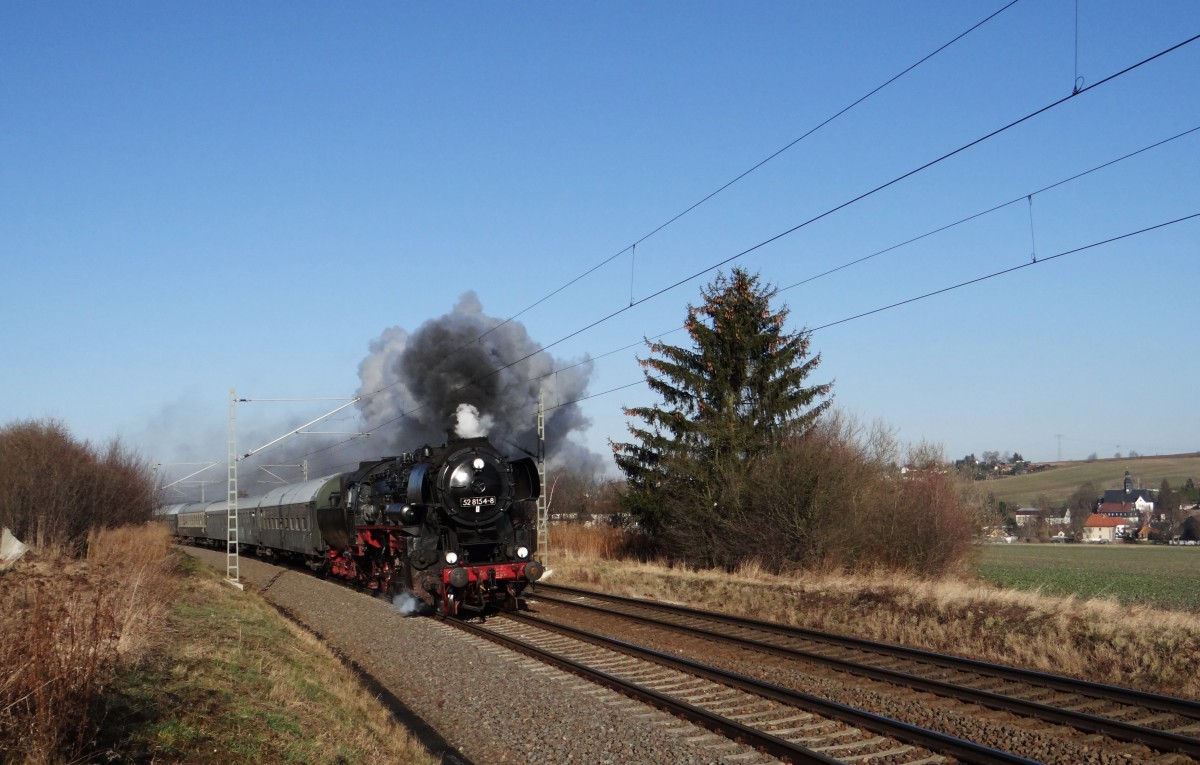 52 8154-8 ist am 22.02.14 in Steinpleis zusehen. sie fährt einen Sonderzug von Leipzig nach Johanngeorgenstadt.