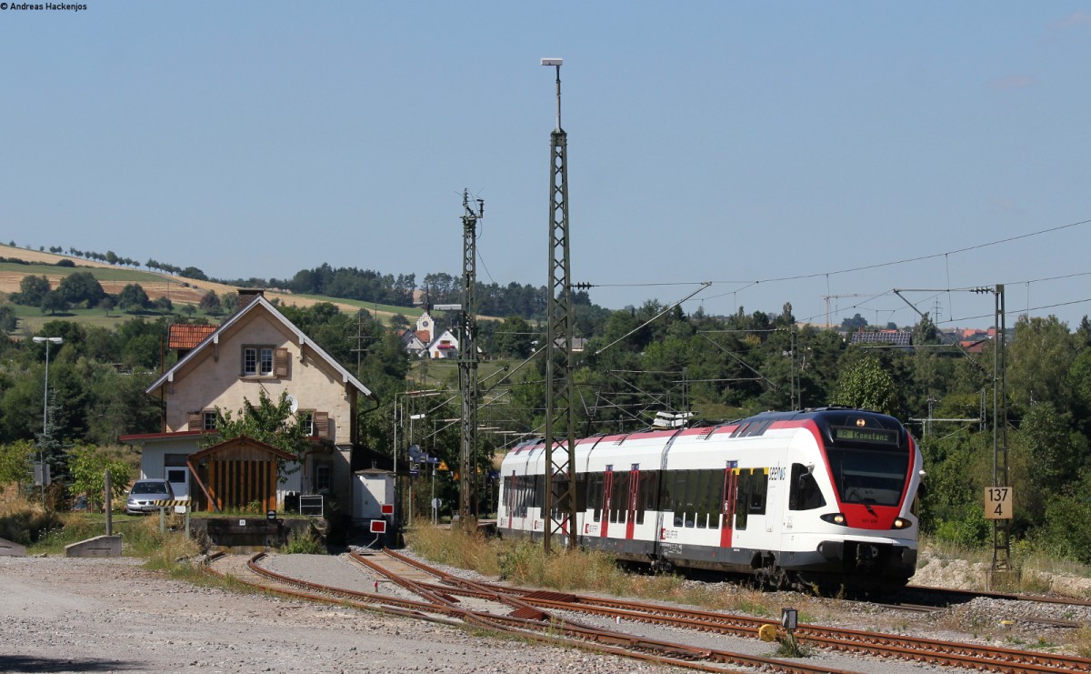 521 208-9 als SBB87691 (Engen-Konstanz) bei Welschingen 16.8.13