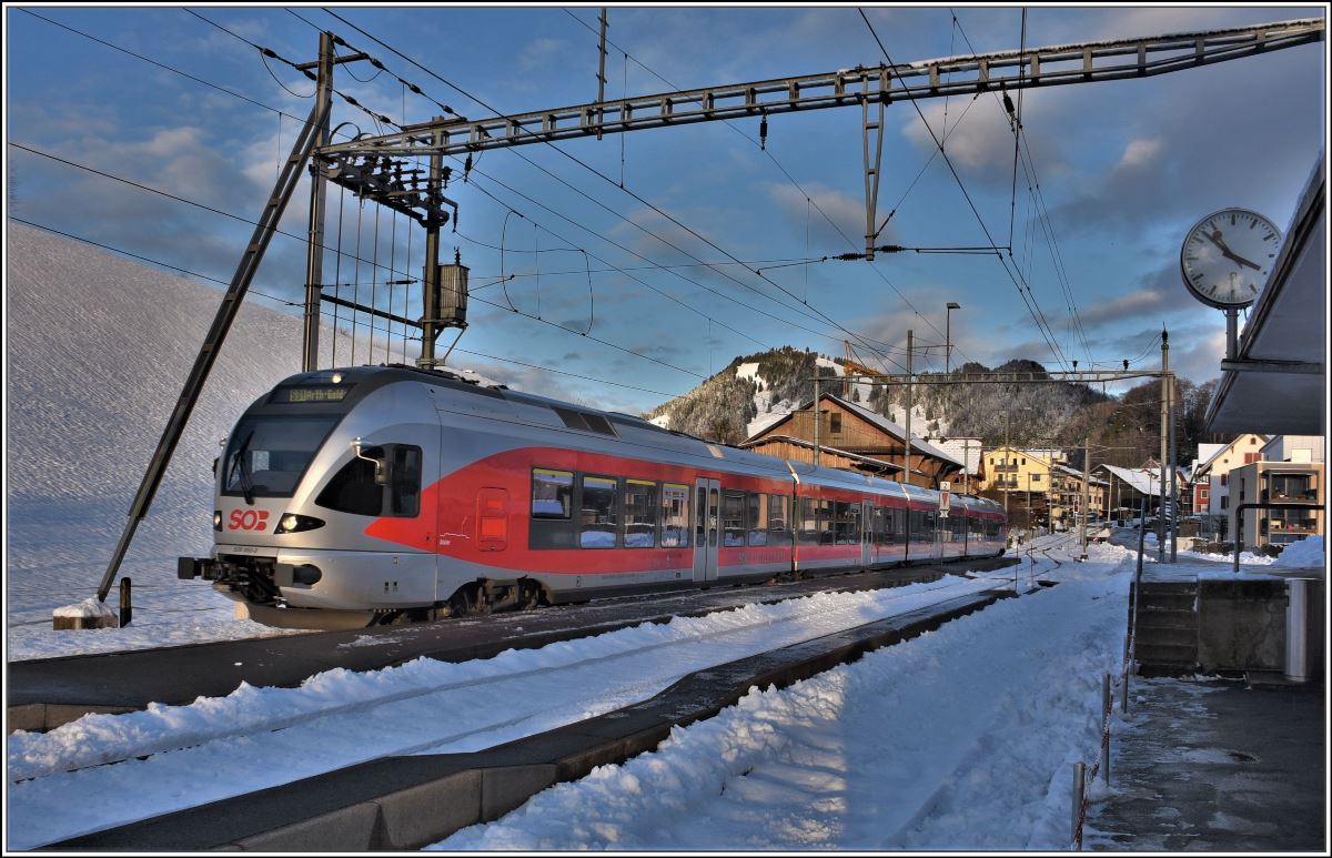 526 050-9 als S31 nach Arth-Goldau in Sattel-Aegeri. (15.12.2017)