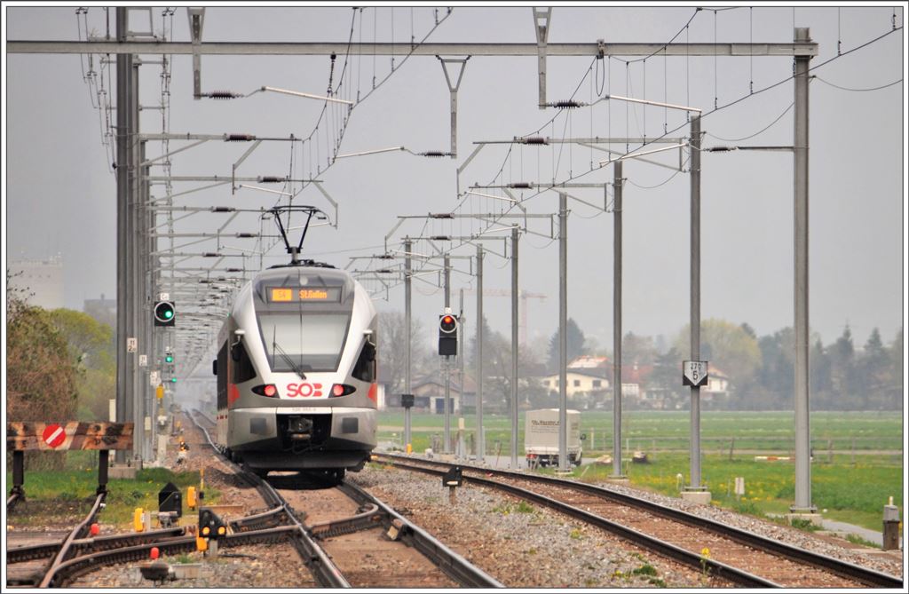 526 055-9 als S4 23446 in Sevelen. (05.04.2016)