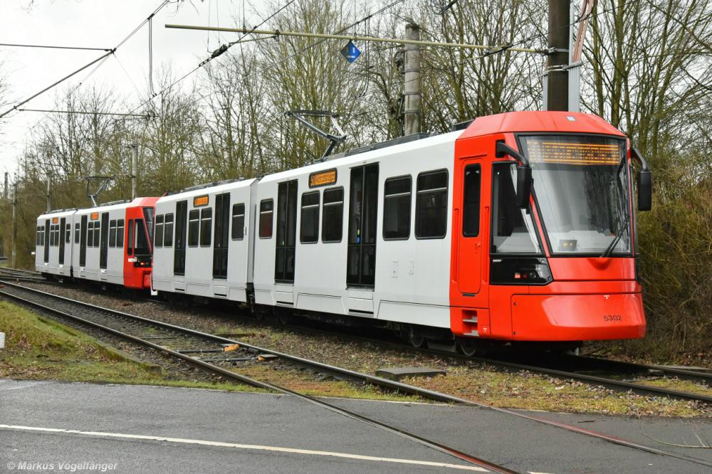 5301 und 5302 gekuppelt auf Testfahrt in Köln Merheim am 15.03.2021.