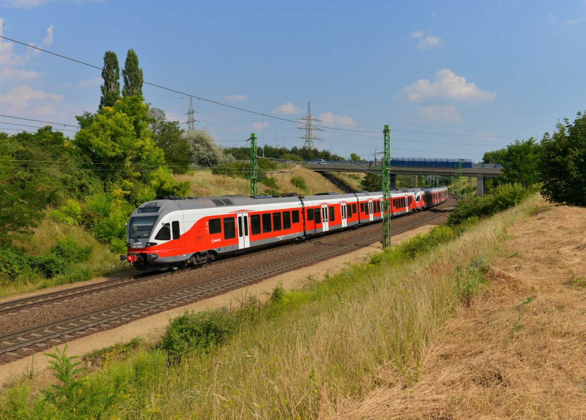 5341 005 nach Komárom am 27.07.2013 bei Biatorbágy.