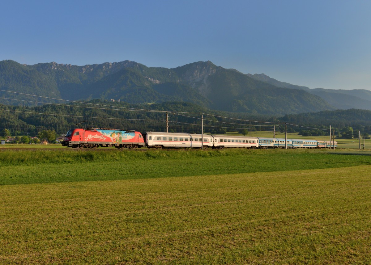 541 013 mit D 315 am 07.06.2015 bei Faak am See. 