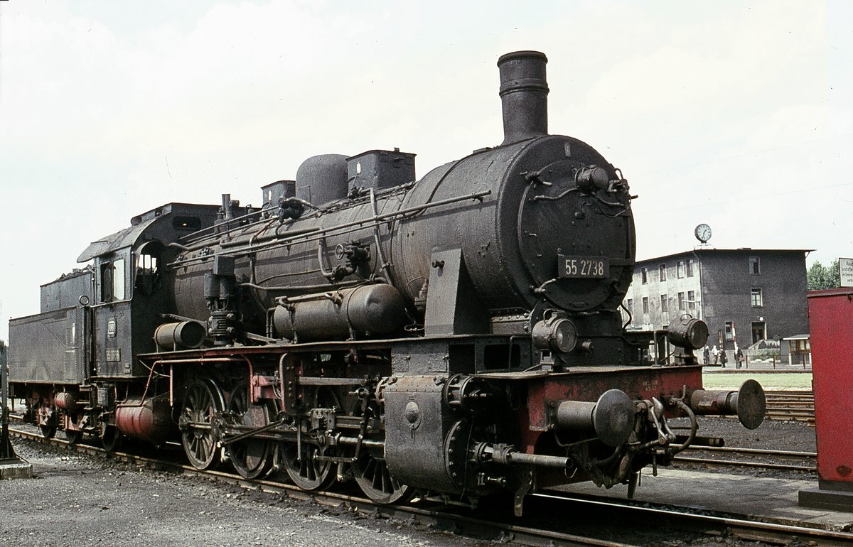 55 2738     schräg v.v.    Lokf.-seite