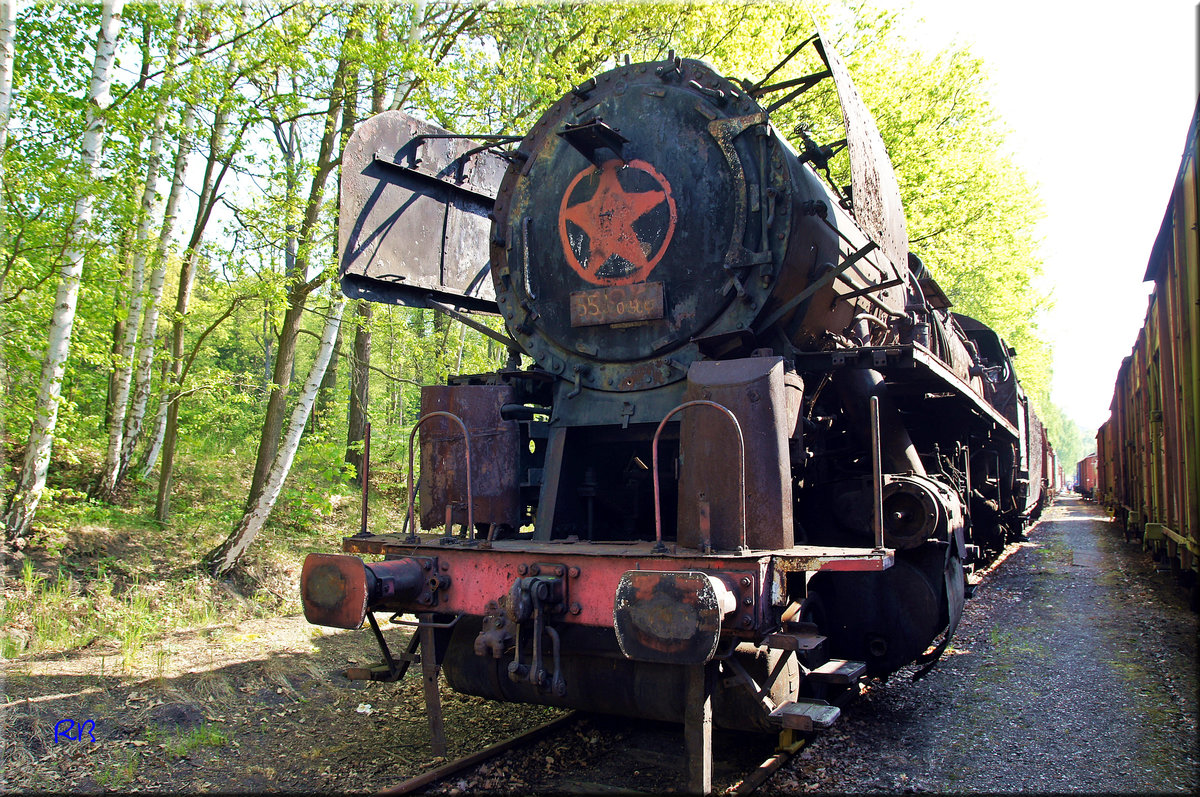 556 0304 welche laut Wikipidia im letzten Jahr zerlegt wurde. Aufgenommen am 14.05.2016 im  Museum der Tschechischen Bahnen in Lužná u Rakovníka.